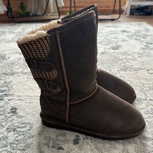Size 7 BearPaw Boots (Brown)